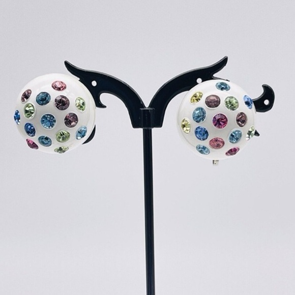Vintage White Half Dome Multicolor Rhinestones Clip On Earrings - Picture 4 of 4
